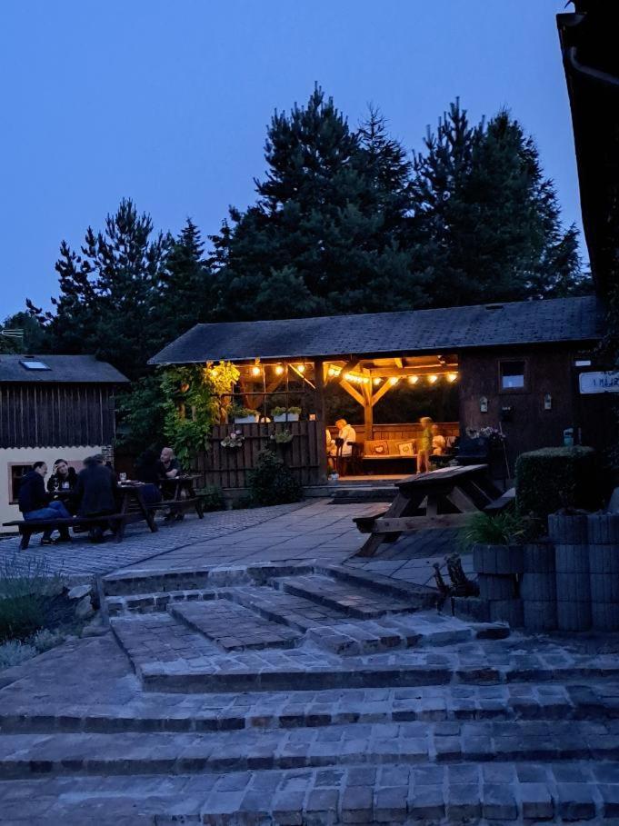 Penzion U Suchanku Mezimesti Esterno foto